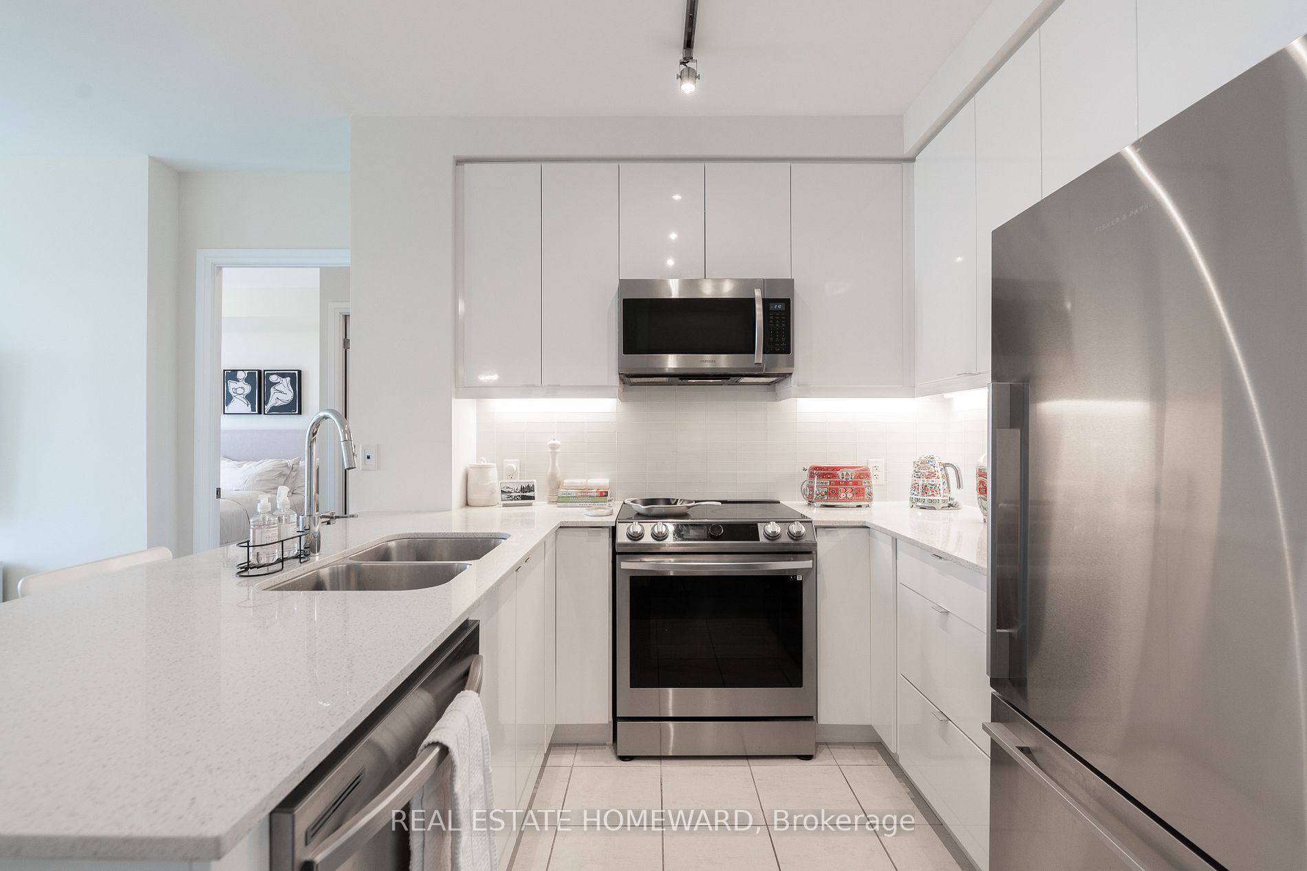 50 Thomas Riley Rd, #803