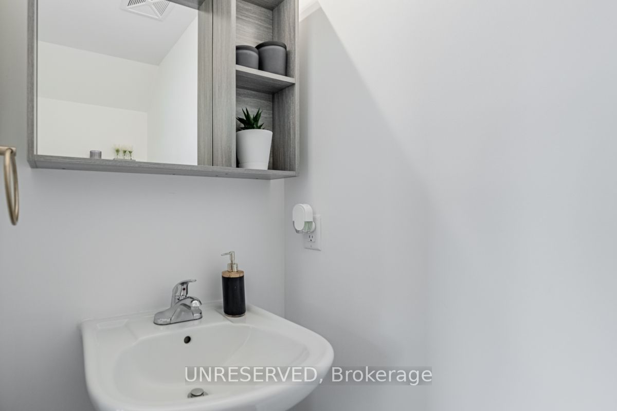 34 Fieldway Rd, #148