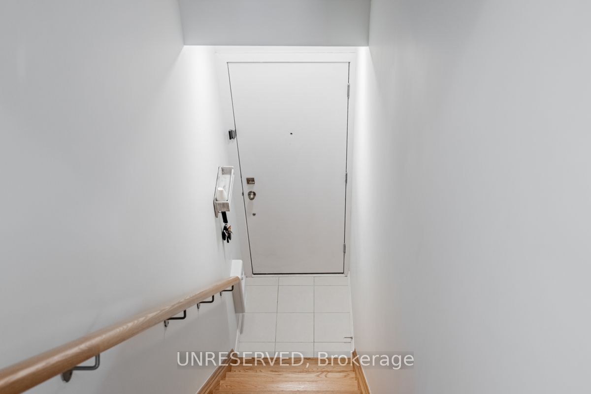 34 Fieldway Rd, #148