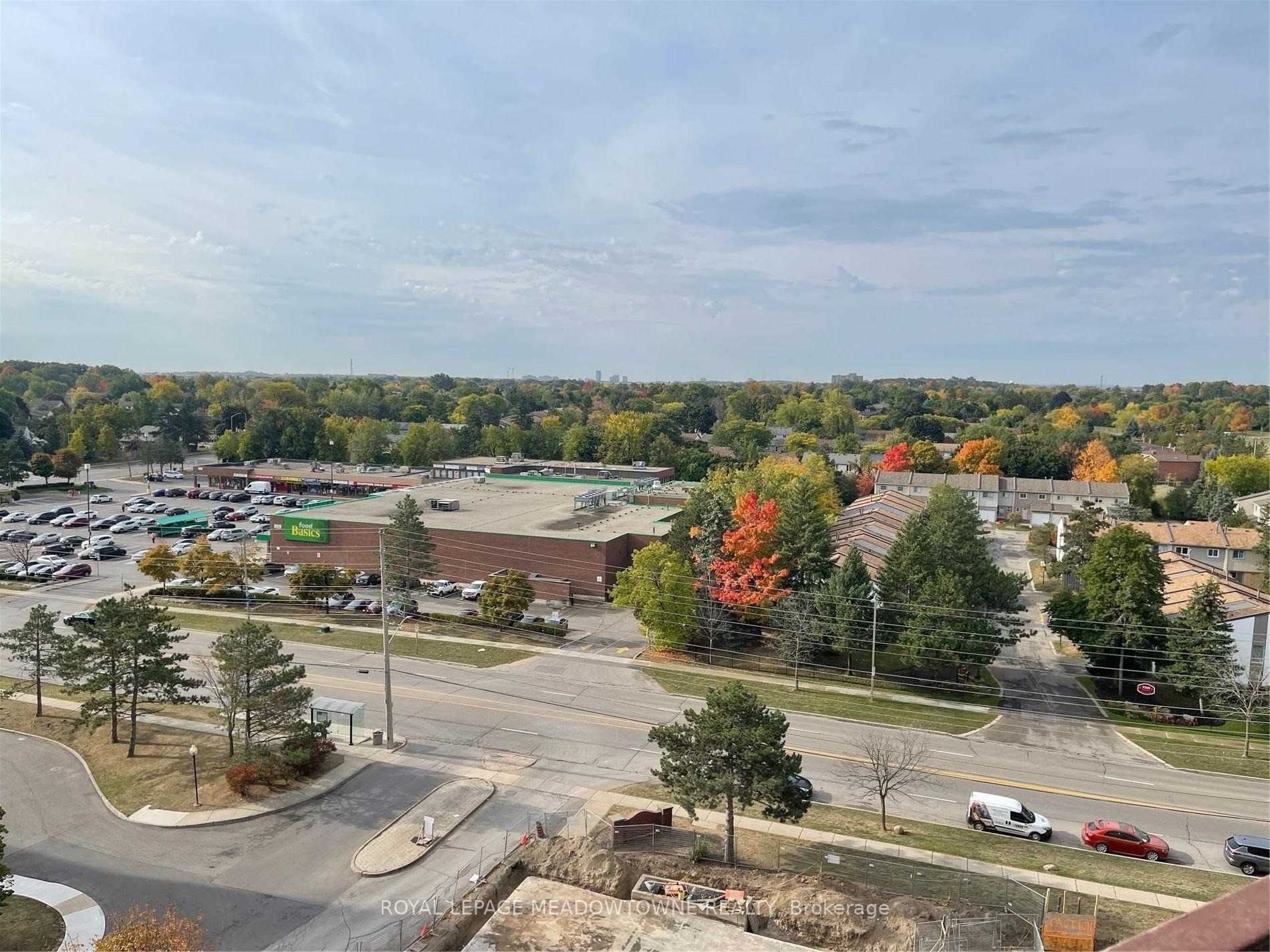 3501 Glen Erin Dr, #1105