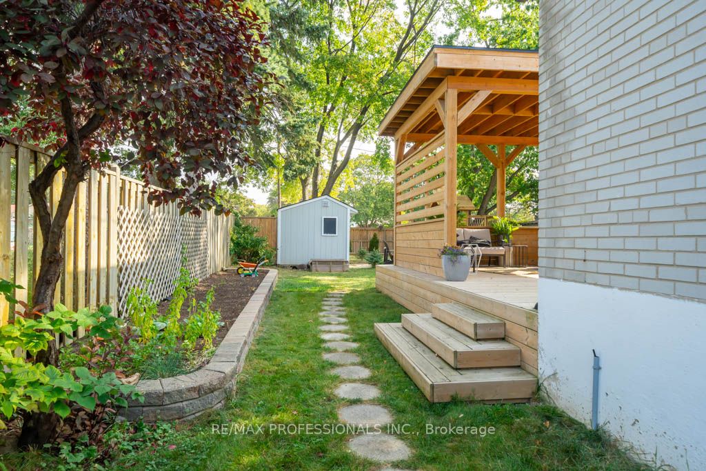 19 Vanderbrent Cres