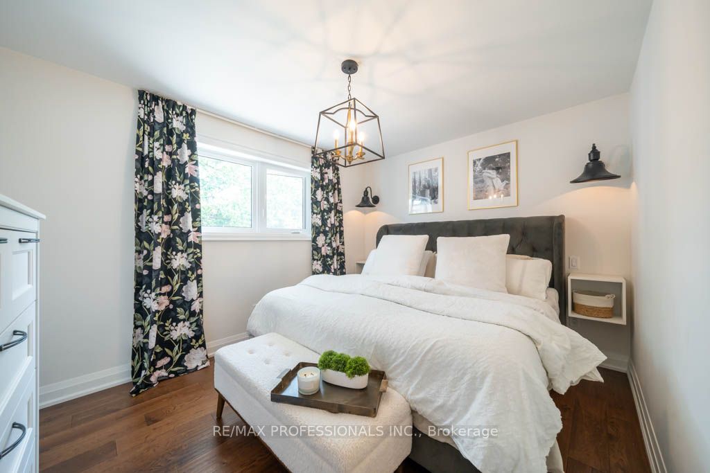 19 Vanderbrent Cres