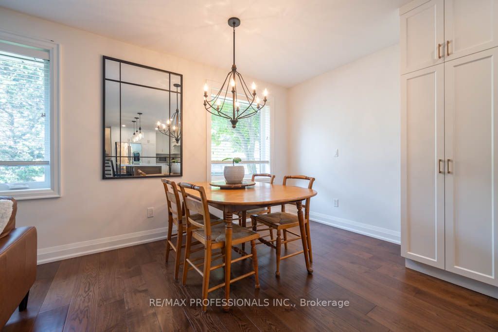 19 Vanderbrent Cres