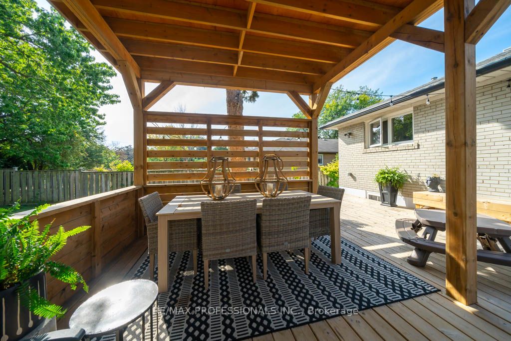 19 Vanderbrent Cres