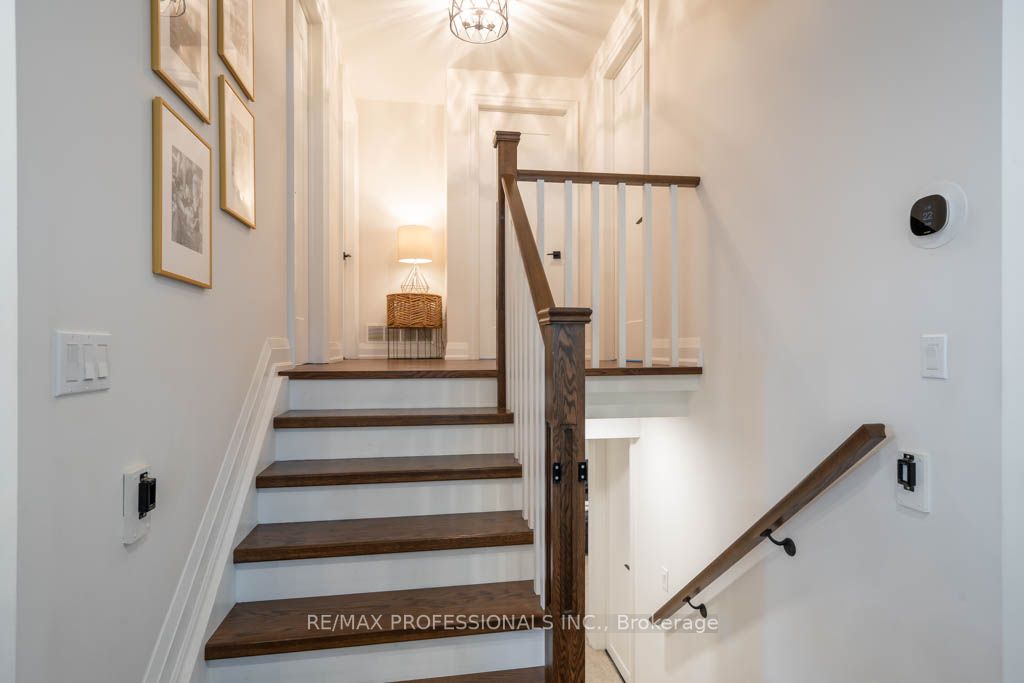 19 Vanderbrent Cres