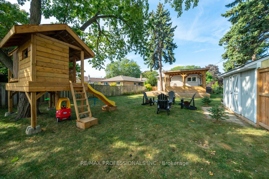 19 Vanderbrent Cres