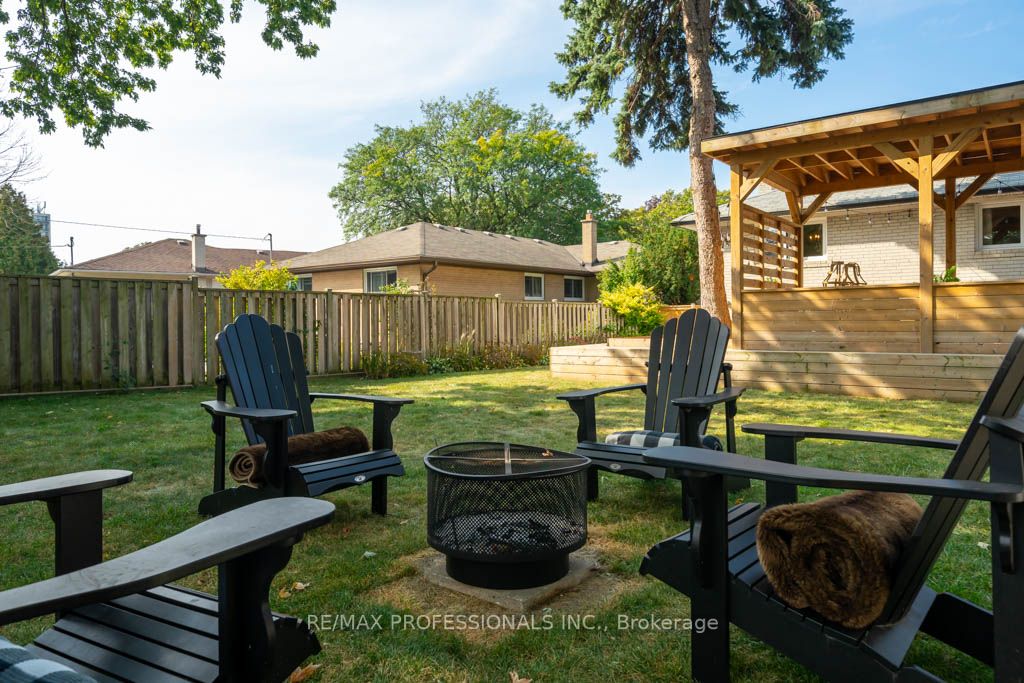 19 Vanderbrent Cres