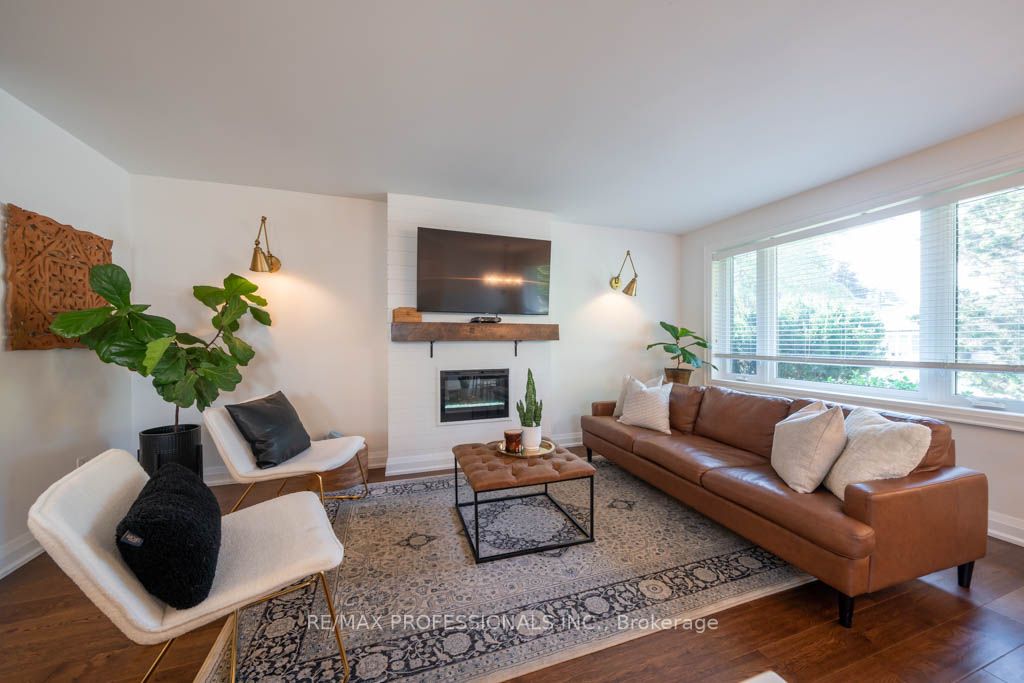 19 Vanderbrent Cres