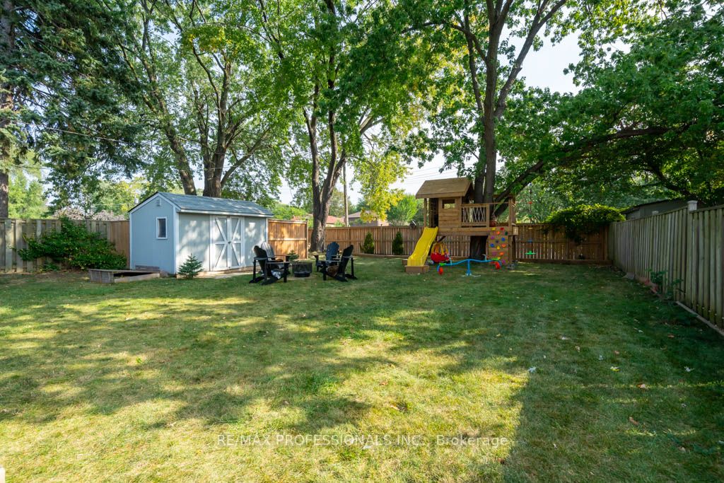 19 Vanderbrent Cres