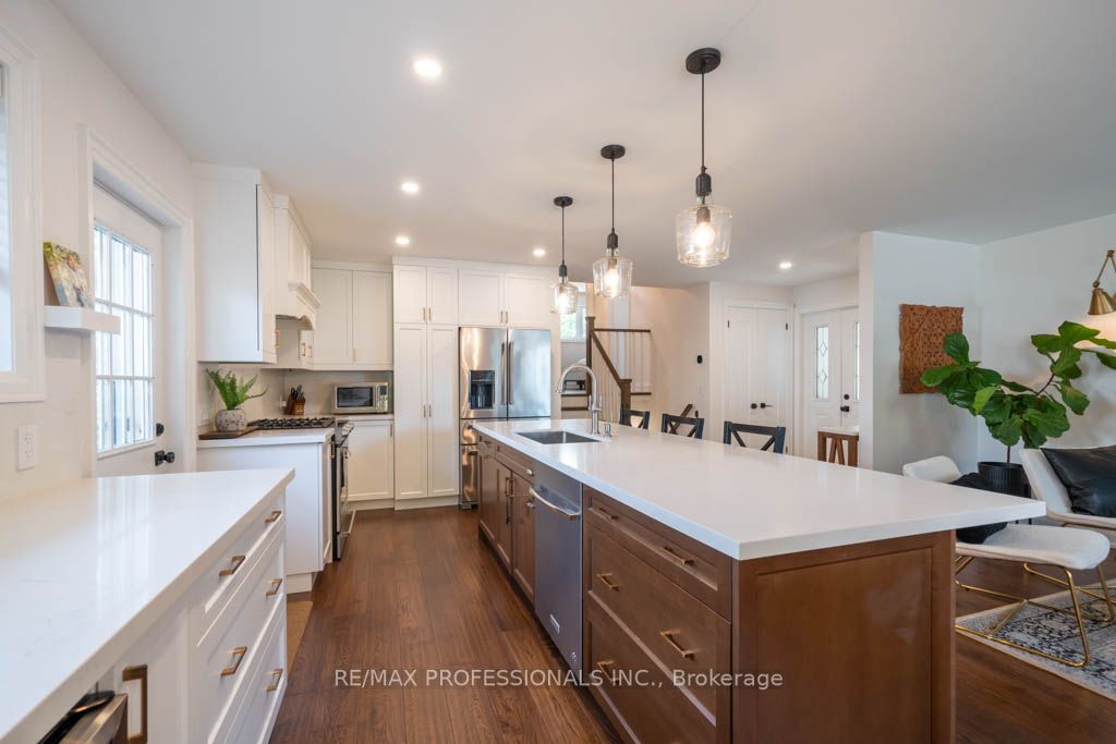 19 Vanderbrent Cres