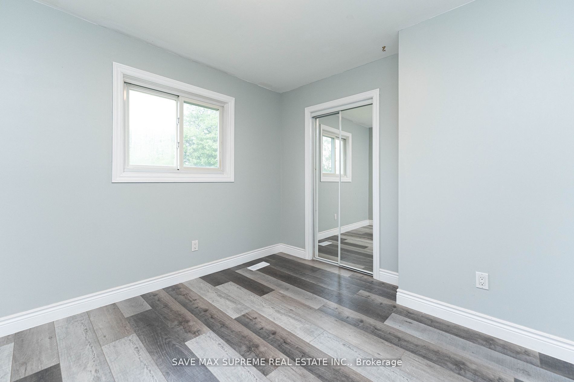 2458 Martin Crt