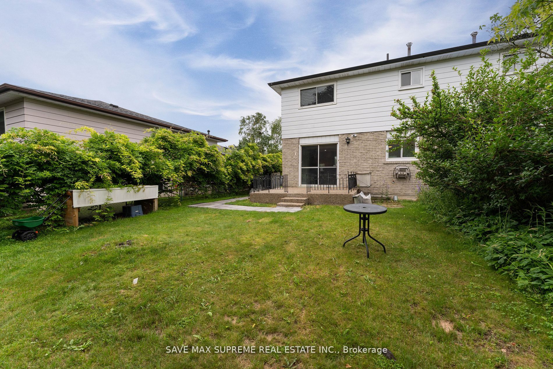 2458 Martin Crt