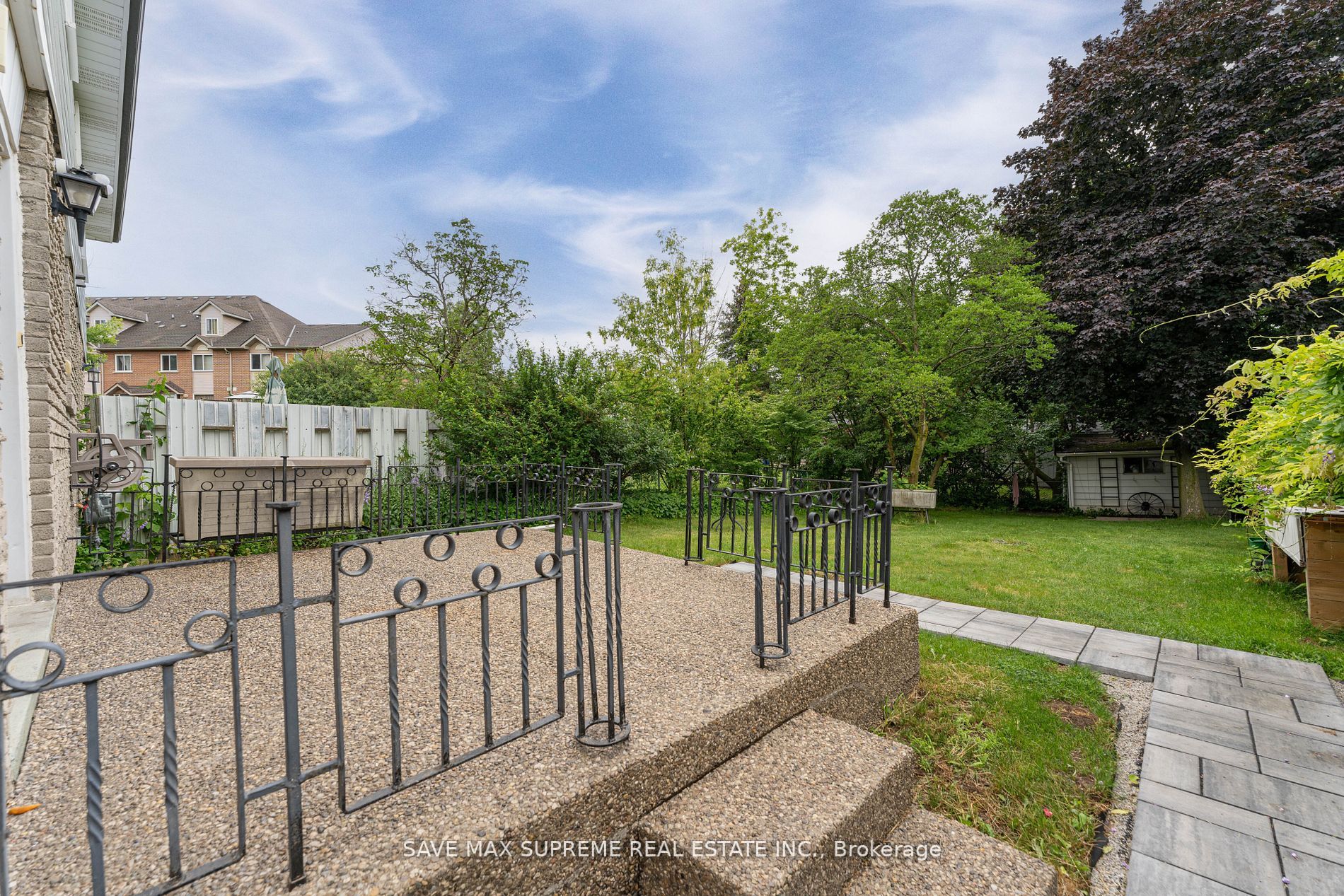 2458 Martin Crt