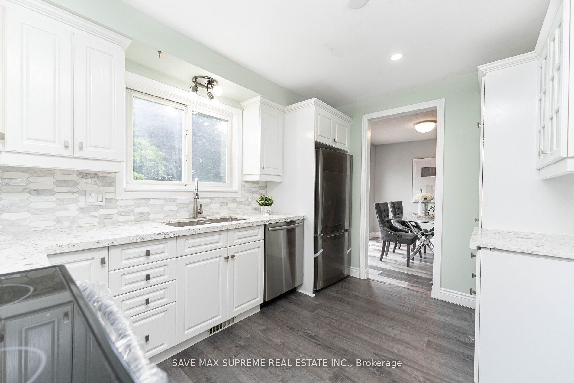 2458 Martin Crt