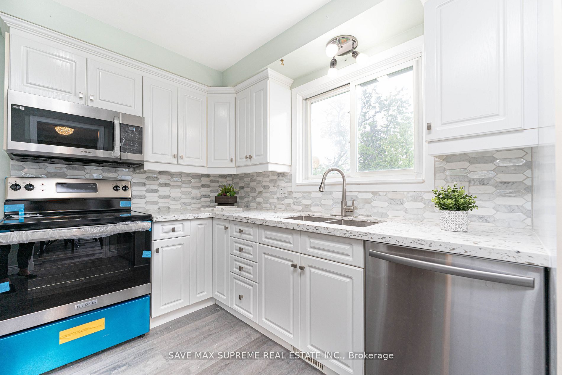 2458 Martin Crt