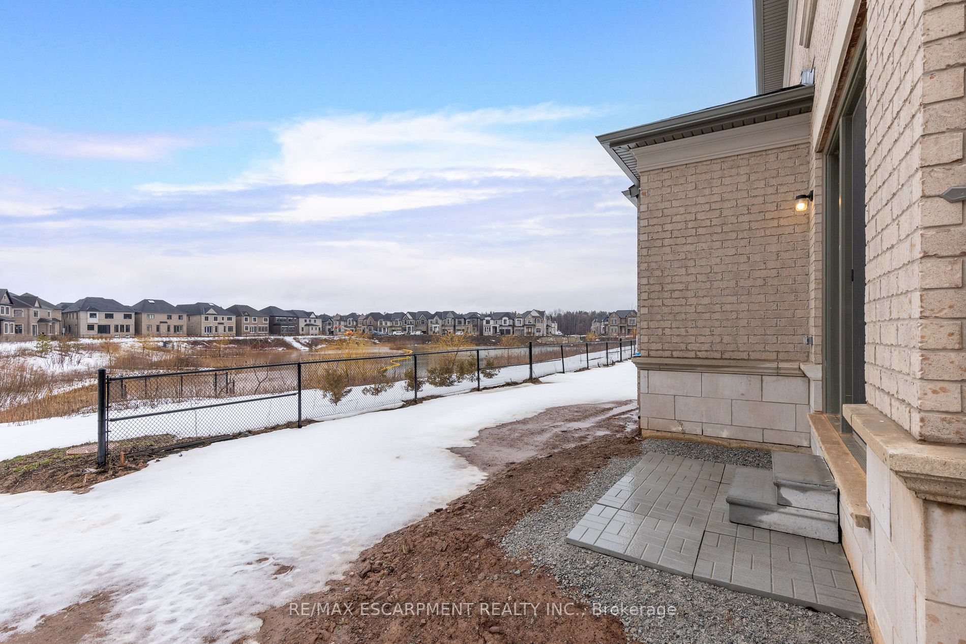2337 Charles Cornwall Rd