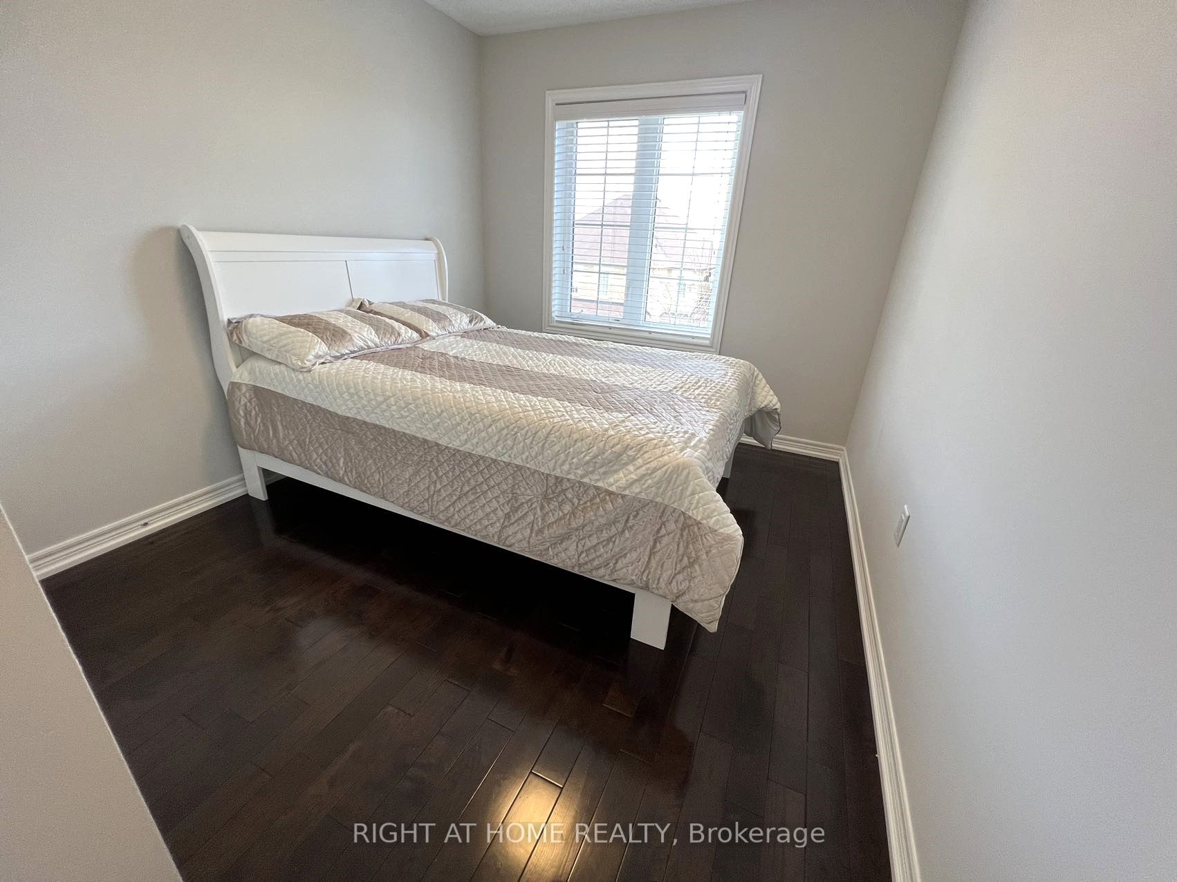 3074 Eberly Woods Drive