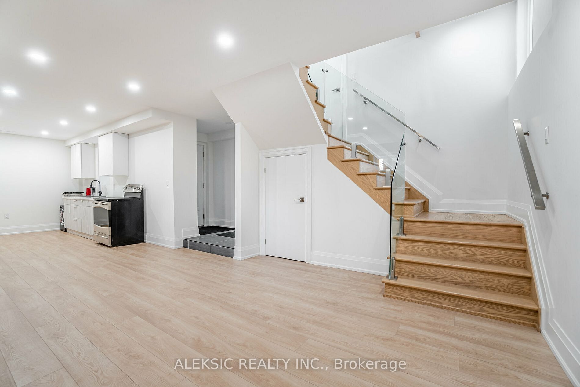 4 Eriksdale Road