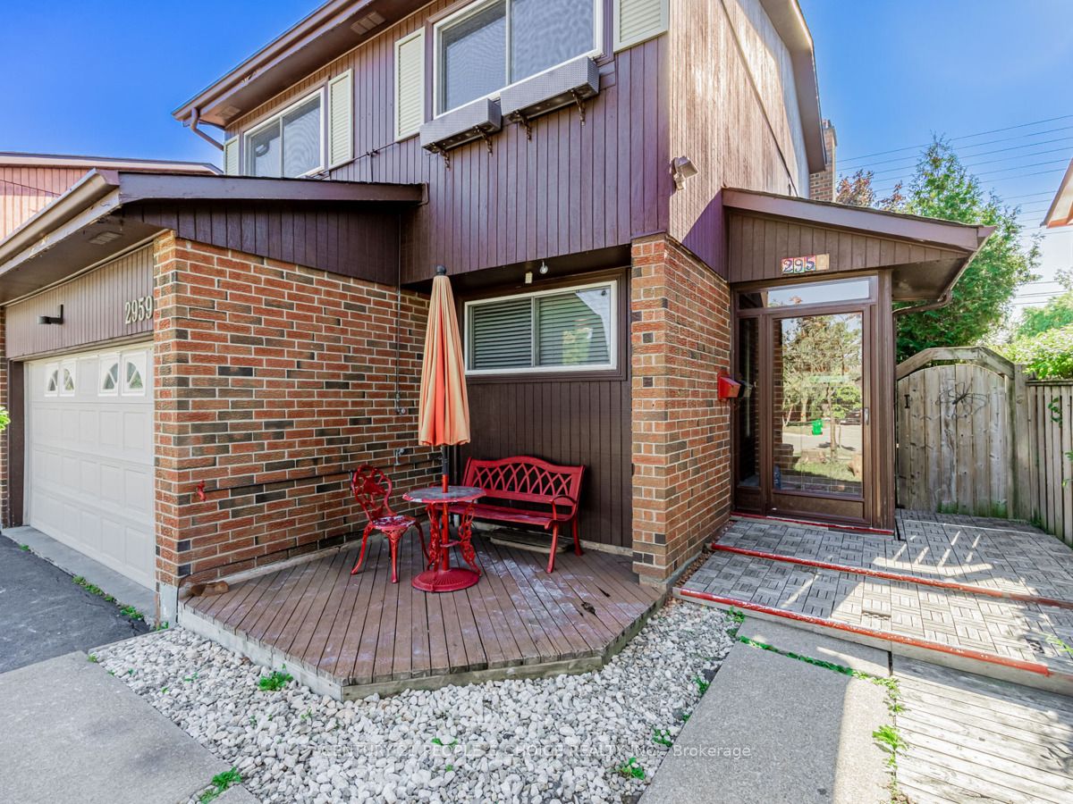 2959 Saint Malo Circle