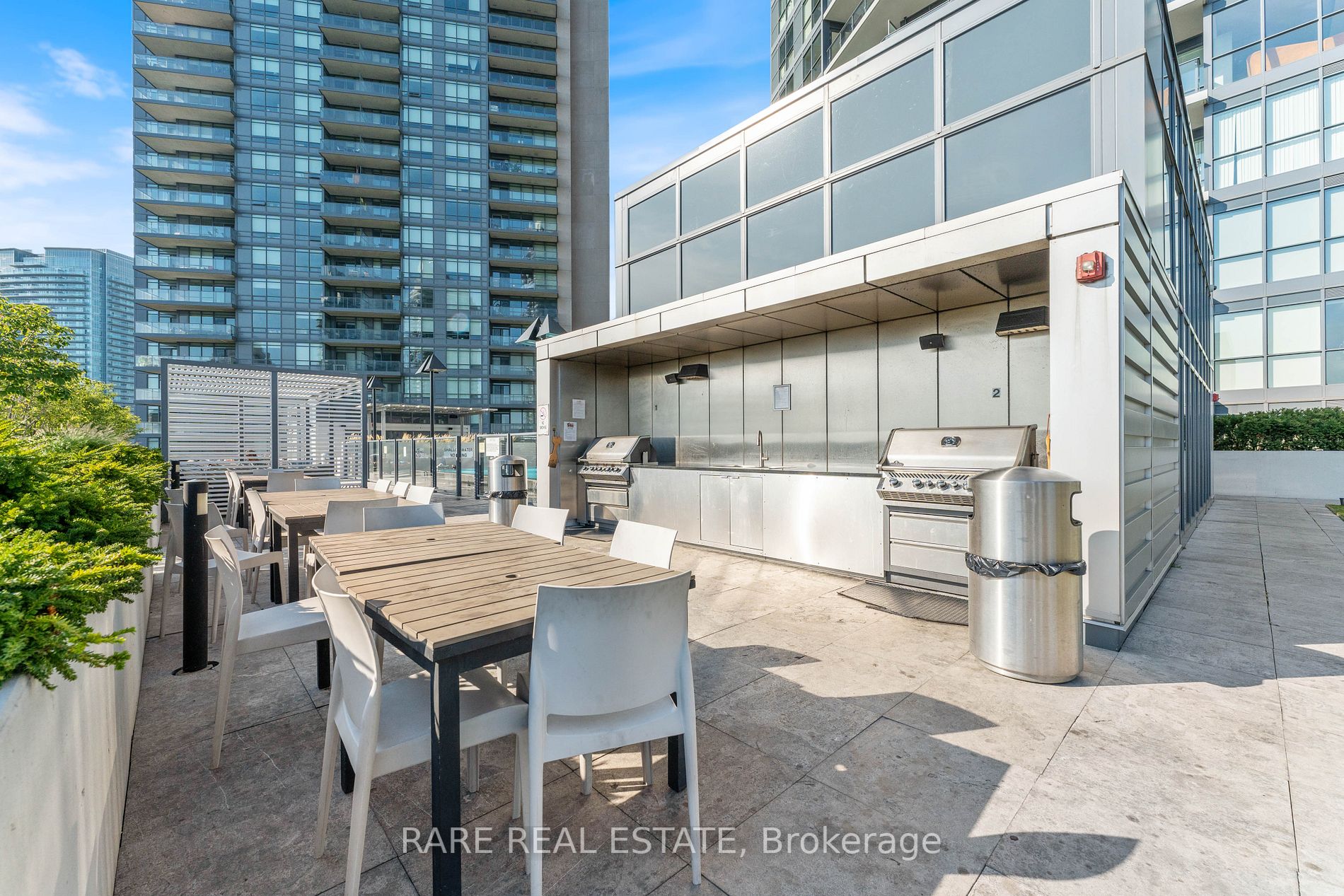 10 Park Lawn Rd, #1903