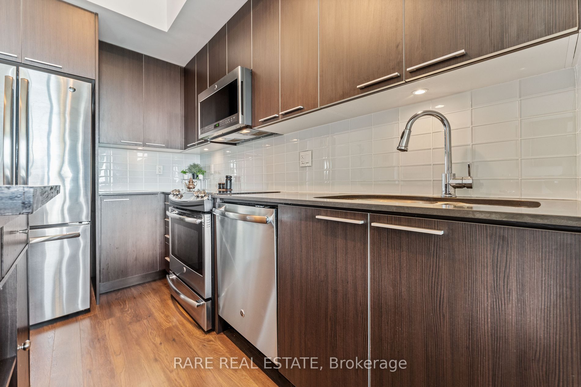 10 Park Lawn Rd, #1903