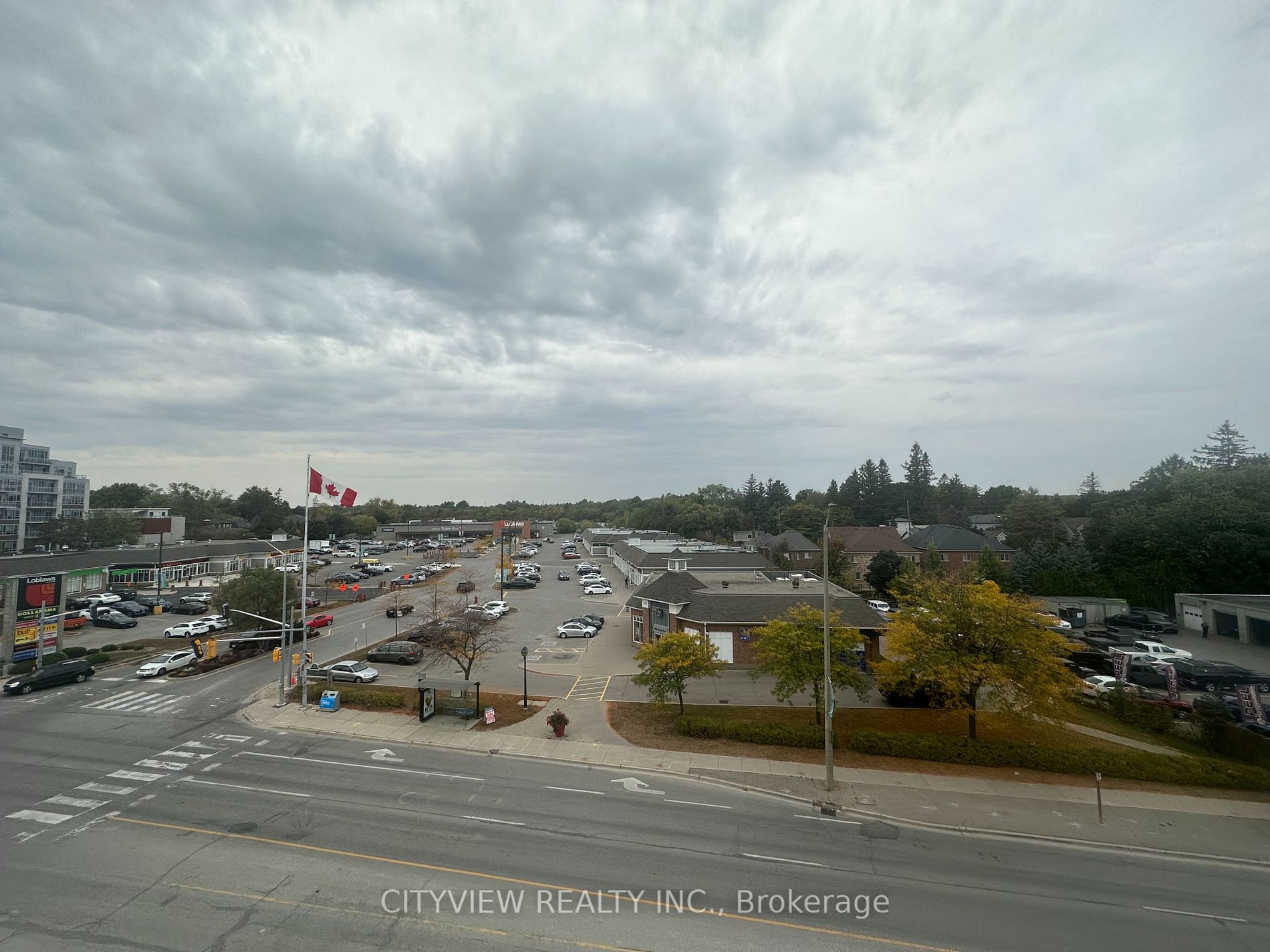 215 Lakeshore Road W, #436