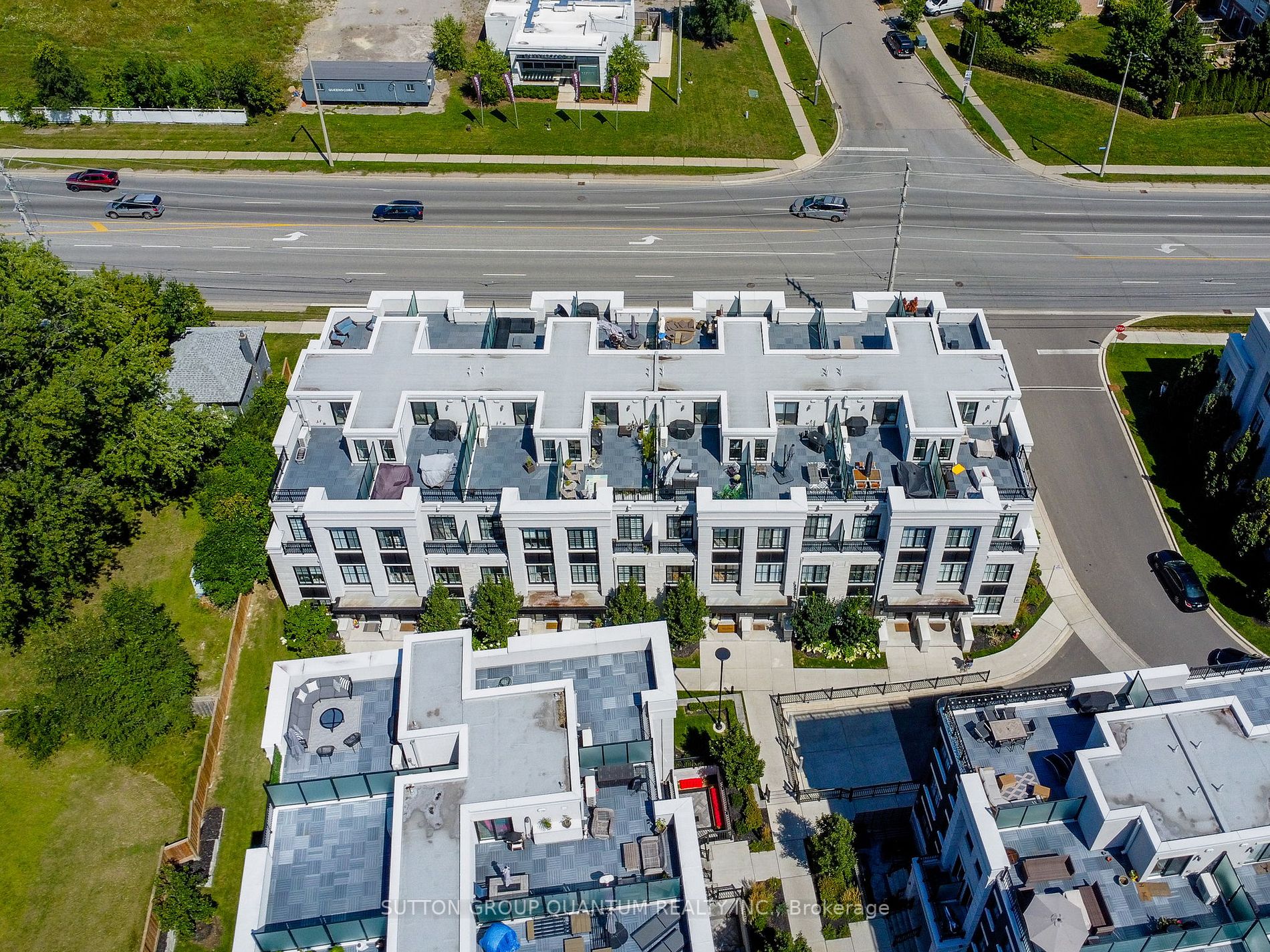 1190 Cawthra Road, #605