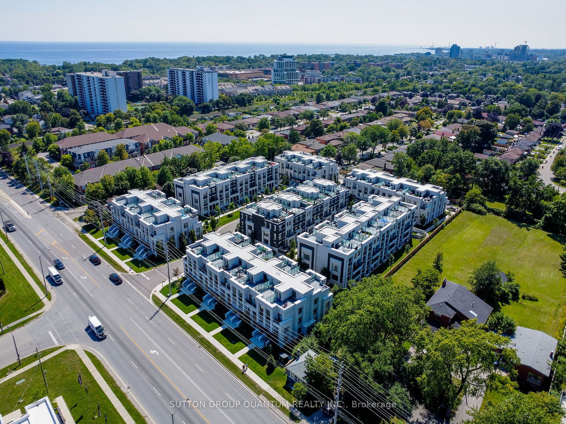 1190 Cawthra Road, #605
