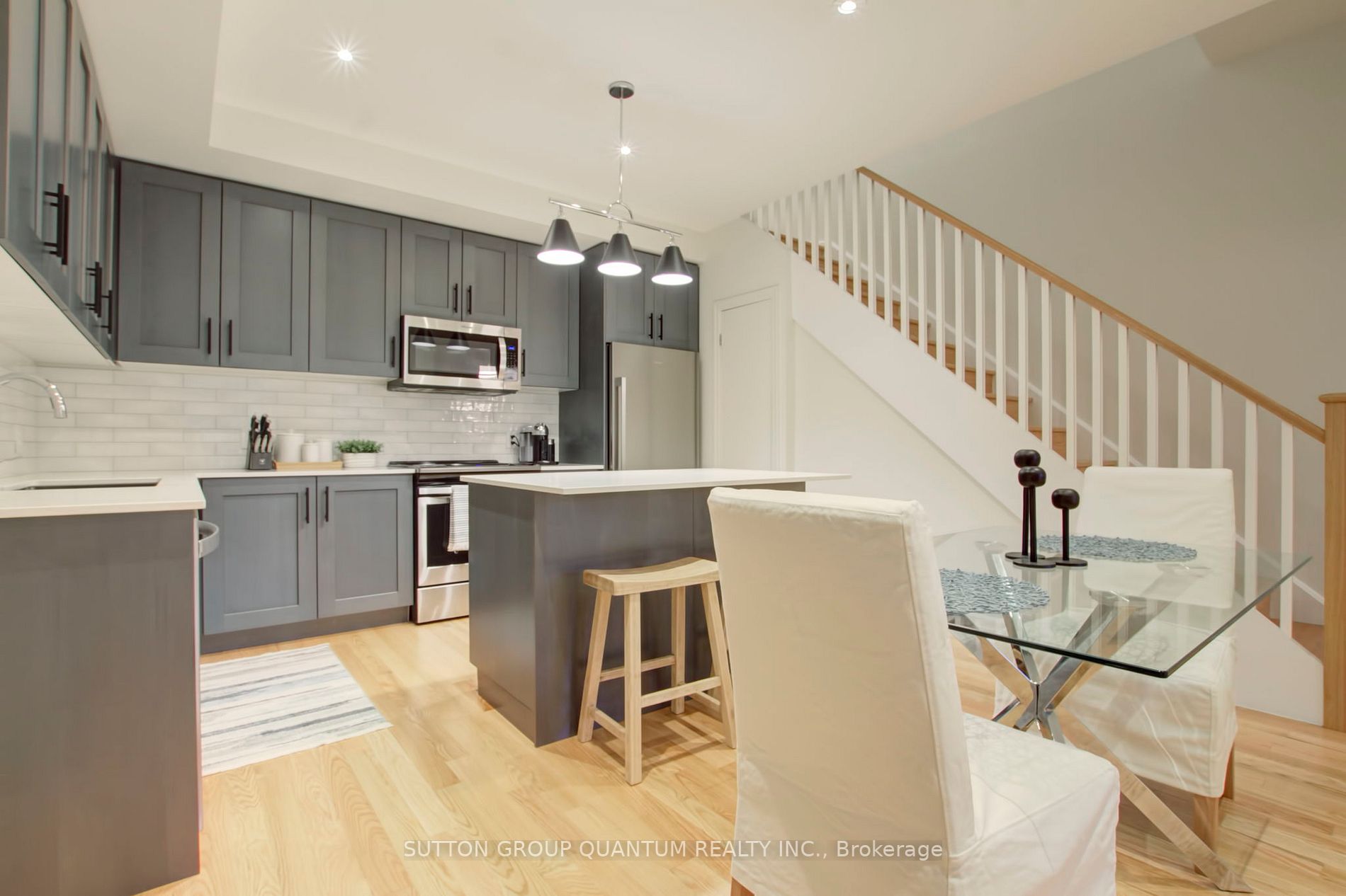 1190 Cawthra Road, #605