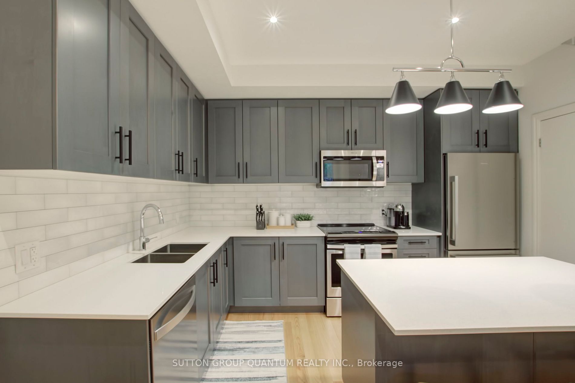 1190 Cawthra Road, #605