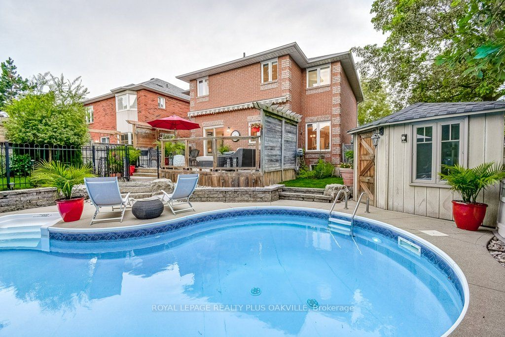2126 Westmount Drive
