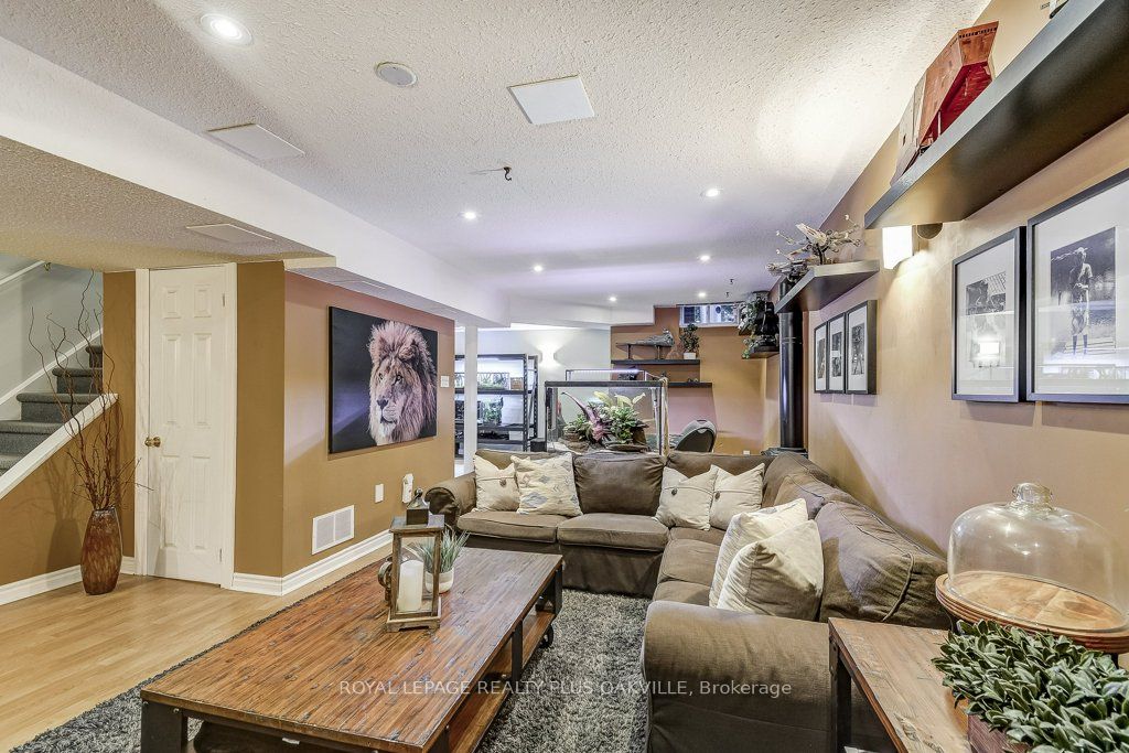 2126 Westmount Drive