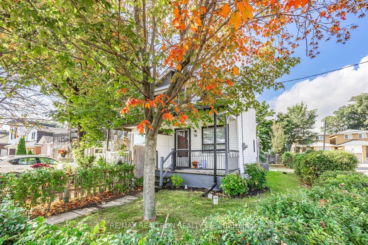 38 Greendale Ave