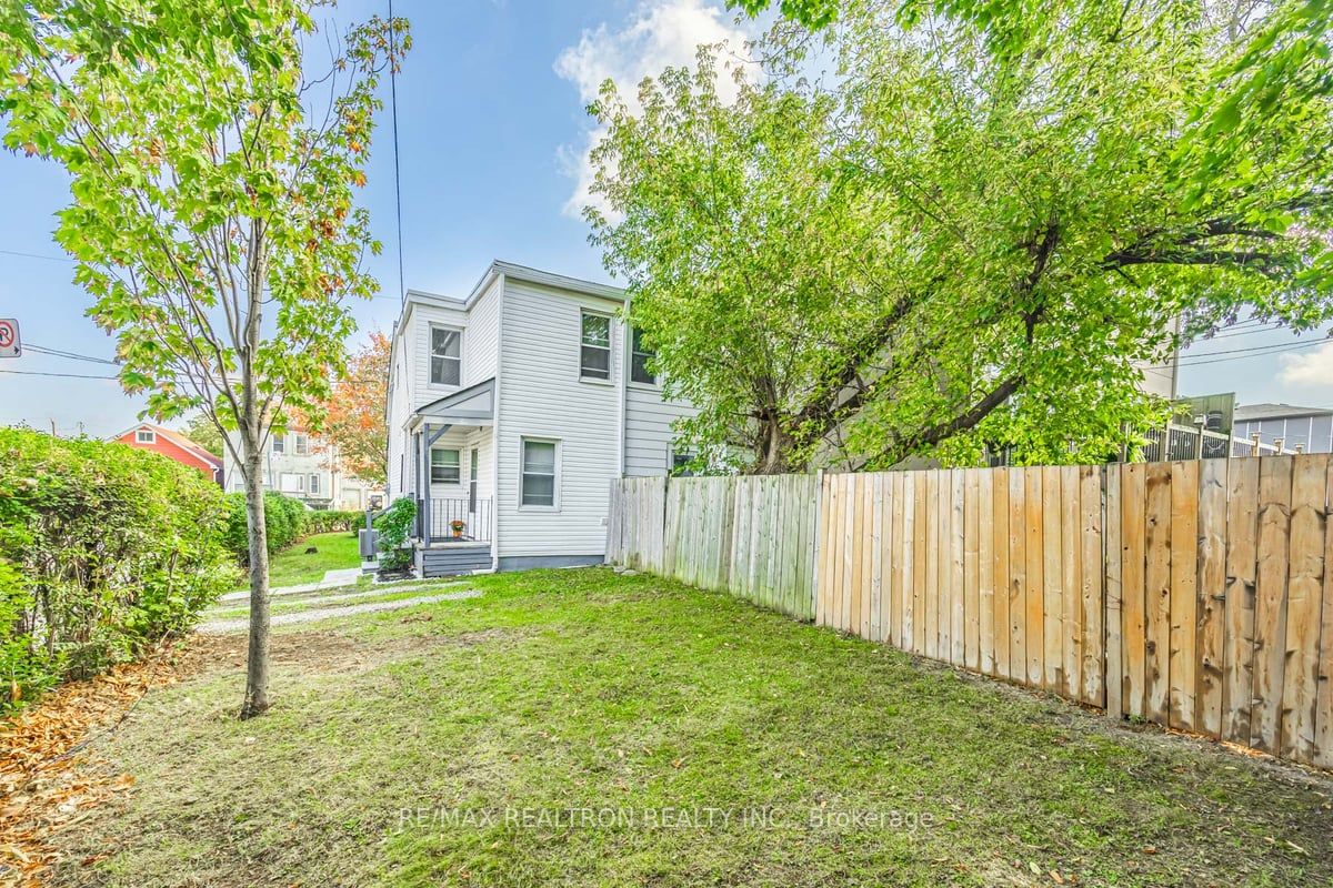 38 Greendale Ave