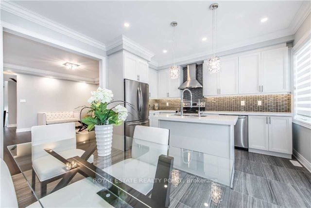 165 Preston Meadow Ave, #Upper