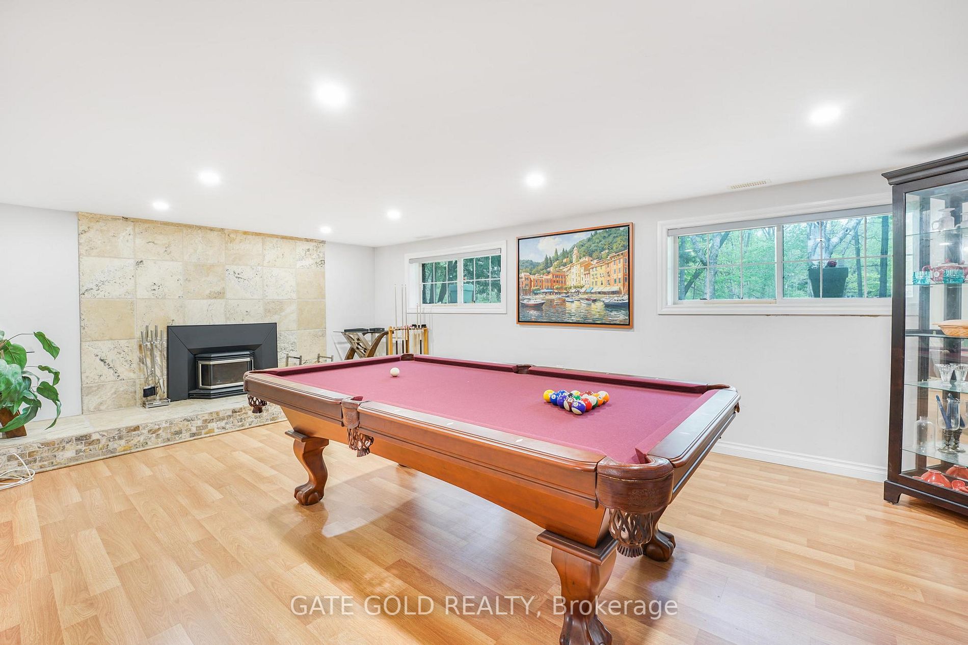 4421 Side Rd 4