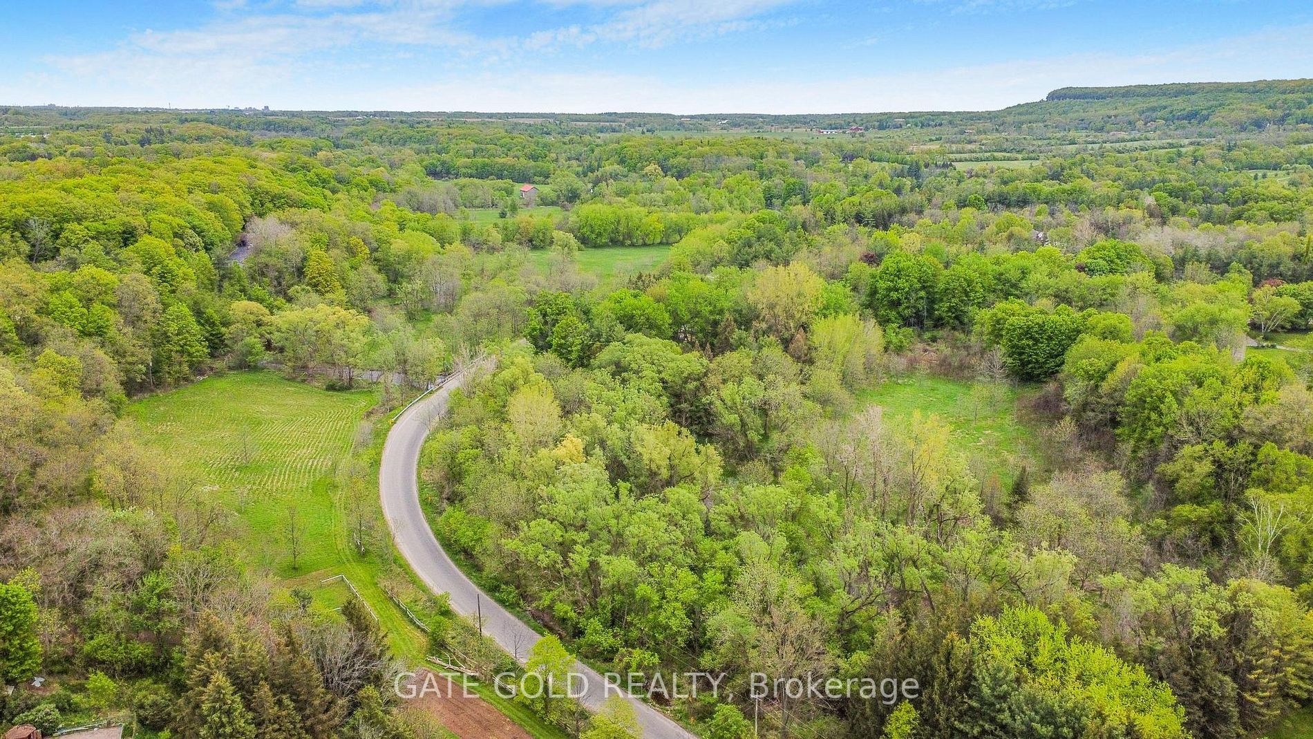 4421 Side Rd 4