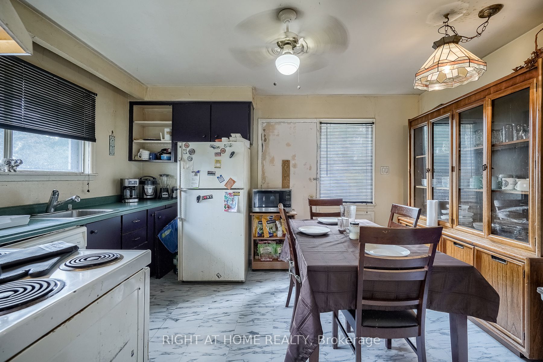 82 Windermere Crt