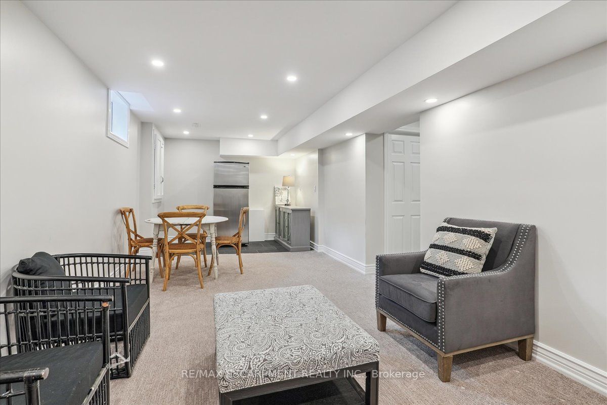 2860 Remea Crt