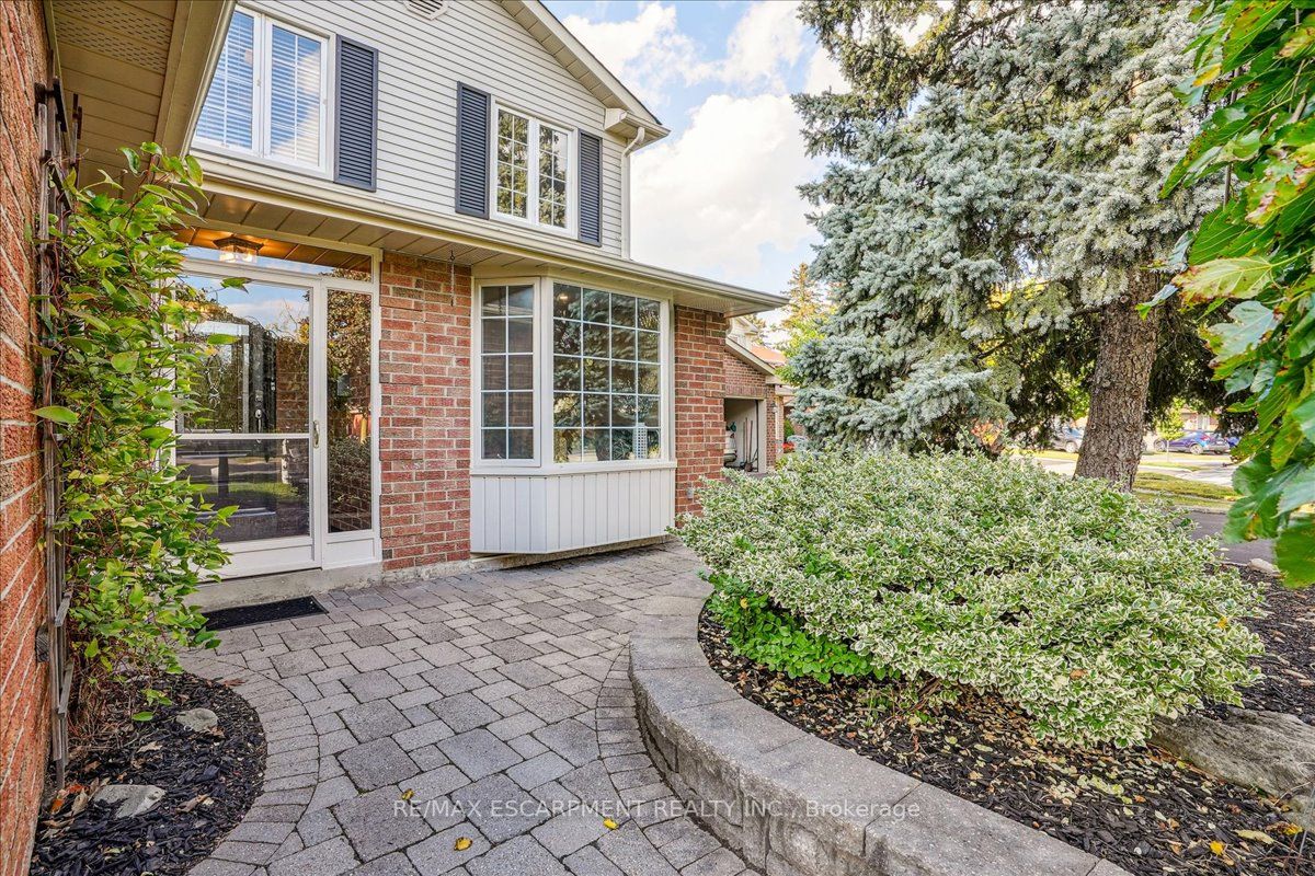 2860 Remea Crt