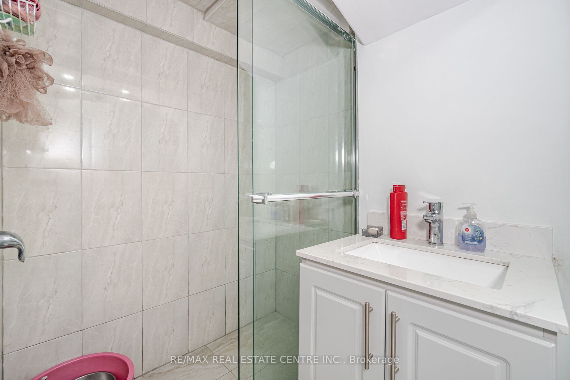 229 Archdekin Dr