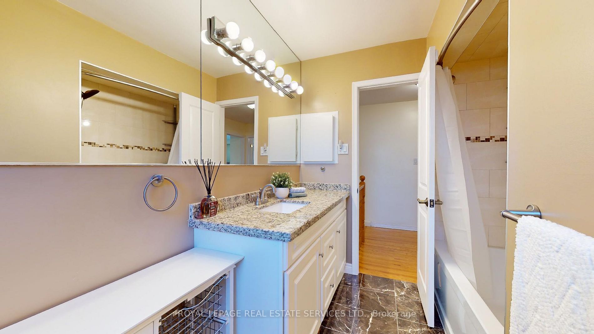 1409 Goldmar Dr
