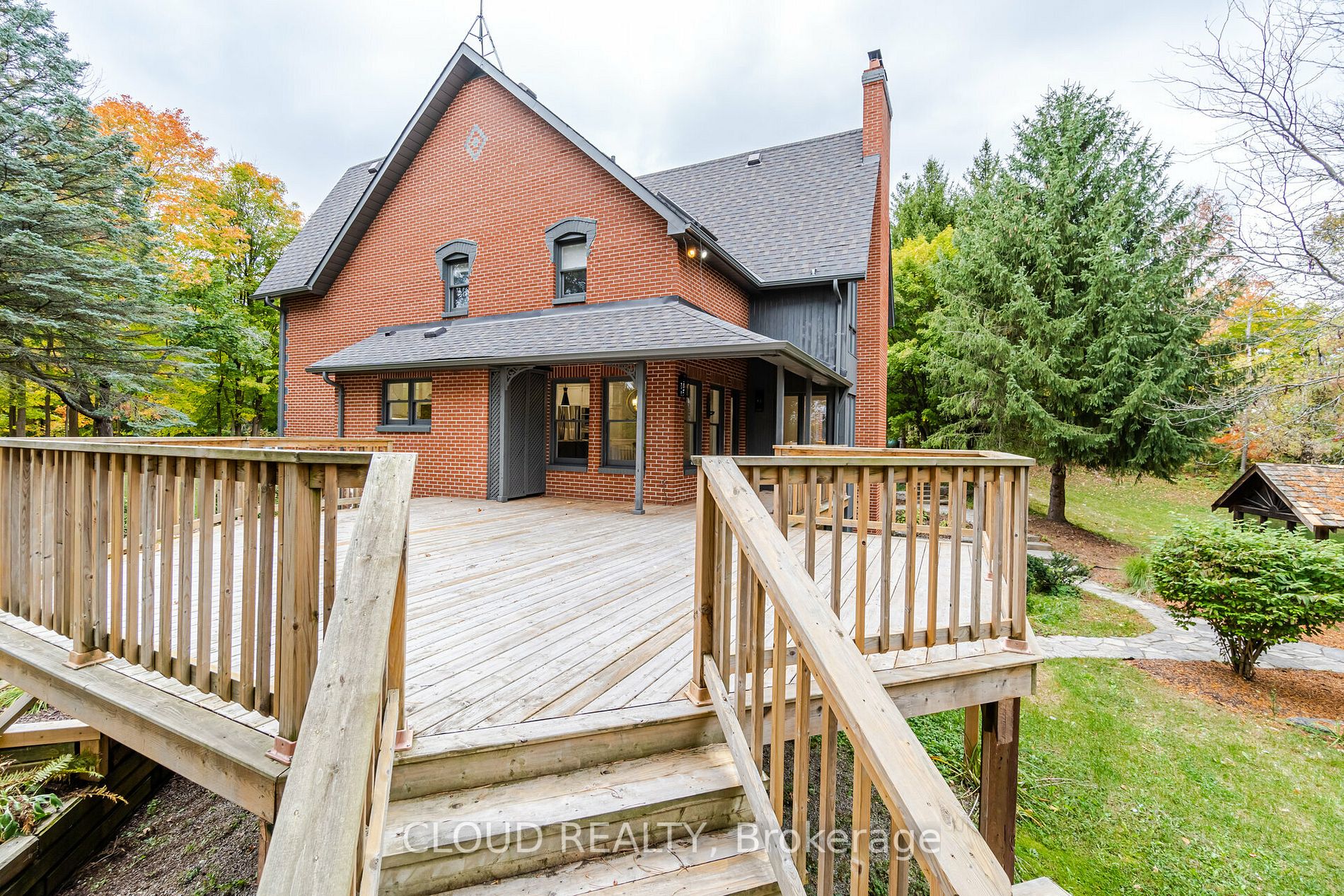 16149 Heart Lake Rd