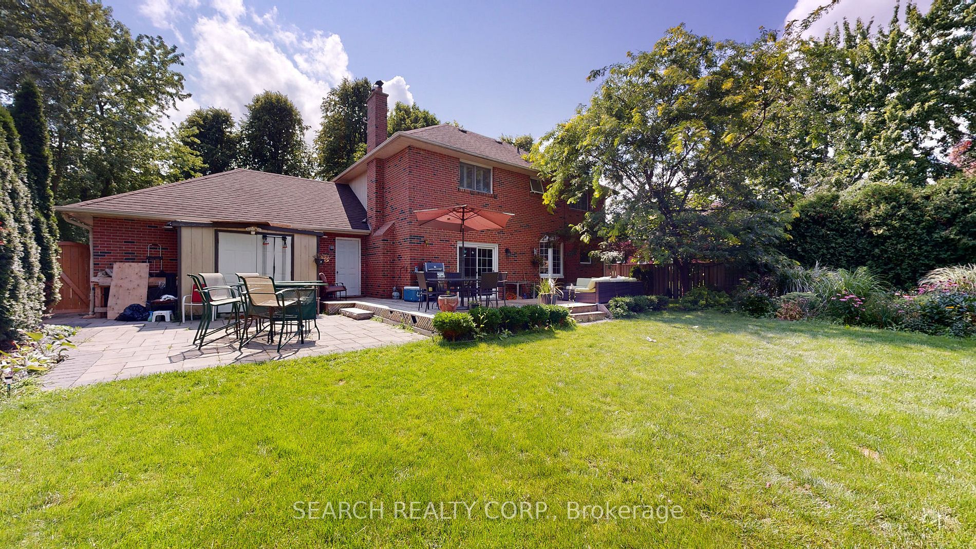 13 Axminster Rd
