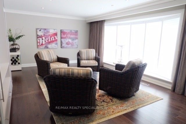 2205 Castlestone Crt