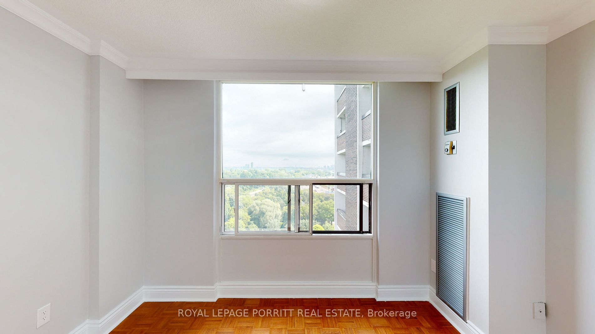 1535 Lakeshore Rd E, #1407