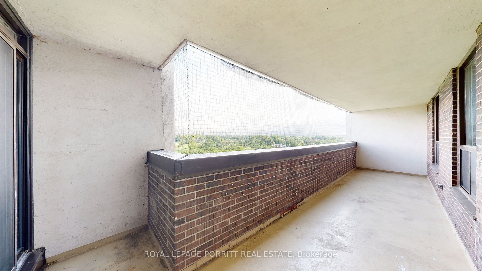 1535 Lakeshore Rd E, #1407