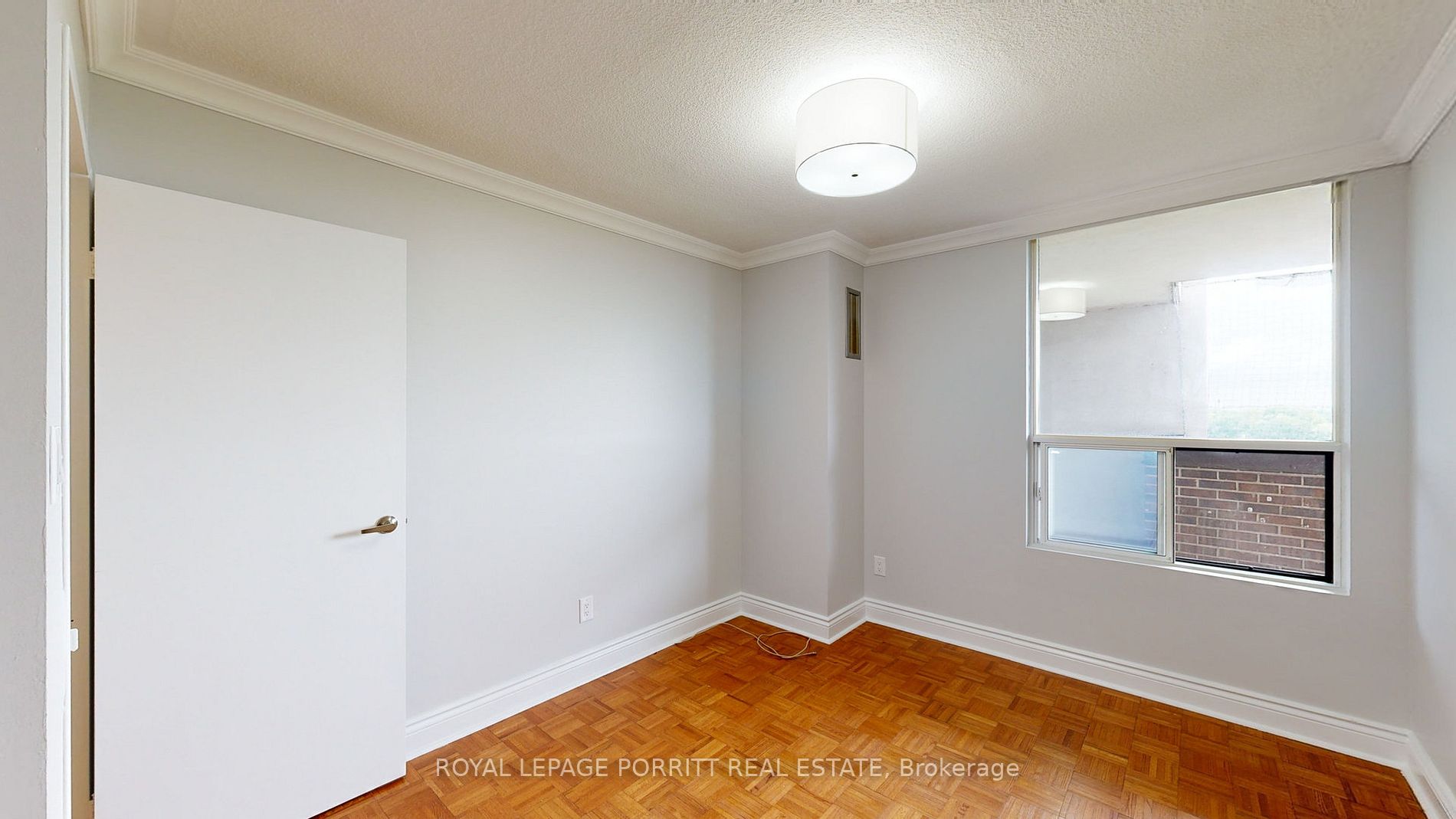1535 Lakeshore Rd E, #1407