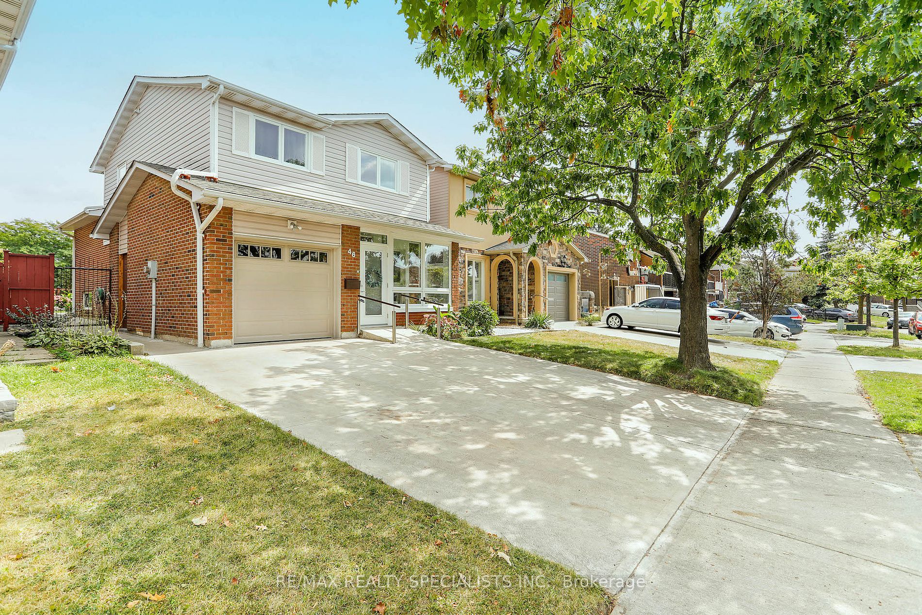 46 Simmons Blvd