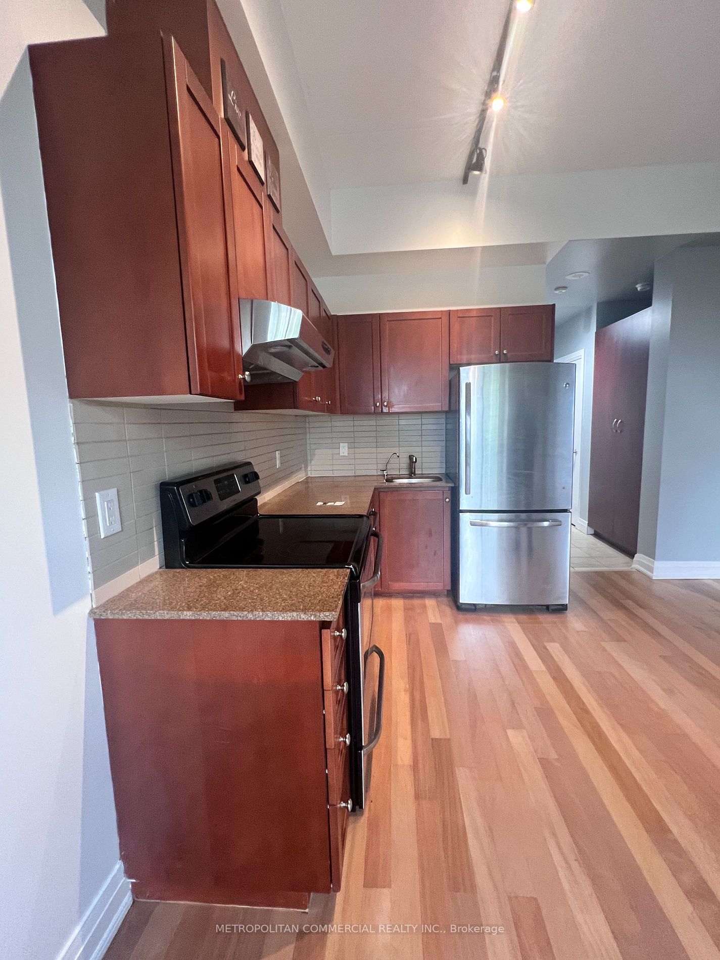 2737 Keele St, #213